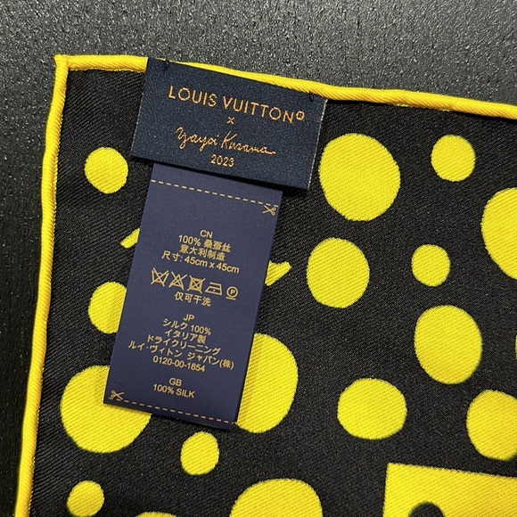 Louis Vuitton x Yayoi Kusama Infinity Dots Square 45 - Picture 6 of 6